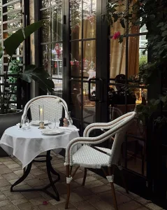 Outdoor terrace table at Le Basilic in Miami Beach