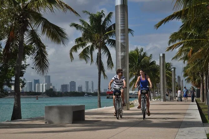 Rental bikes near Miami Beach ready for a relaxed ride along the coast.